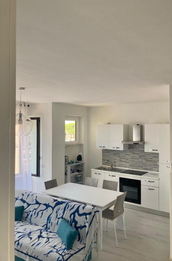 Appartamento Tizzy La Maddalena  Exteriör bild